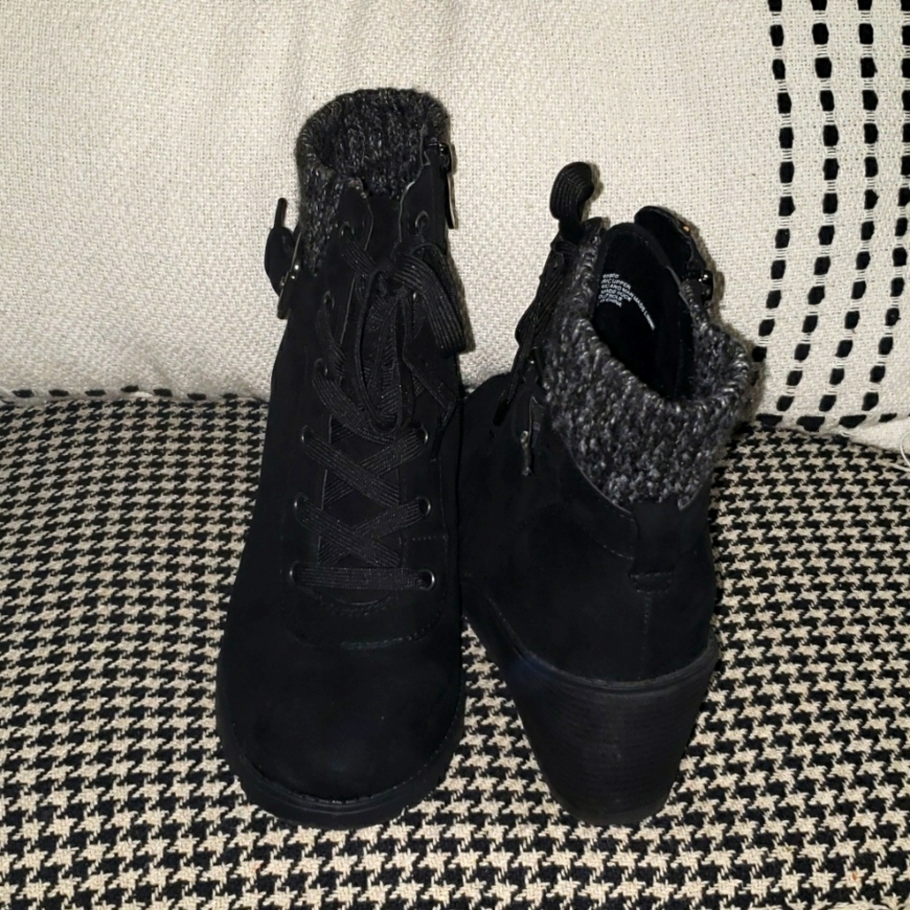 Size 10 Torrid Black Wedges Bootie